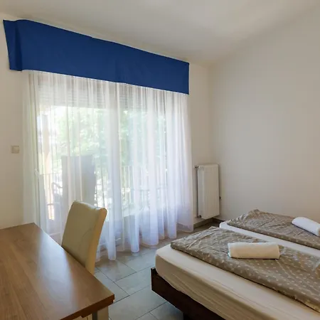 Jacht * Balatonfüred